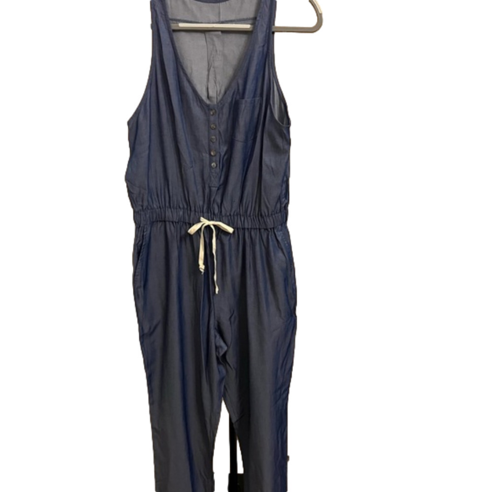 Nwot Chambray Jumpsuit With Drawstring Waist Size… - image 1